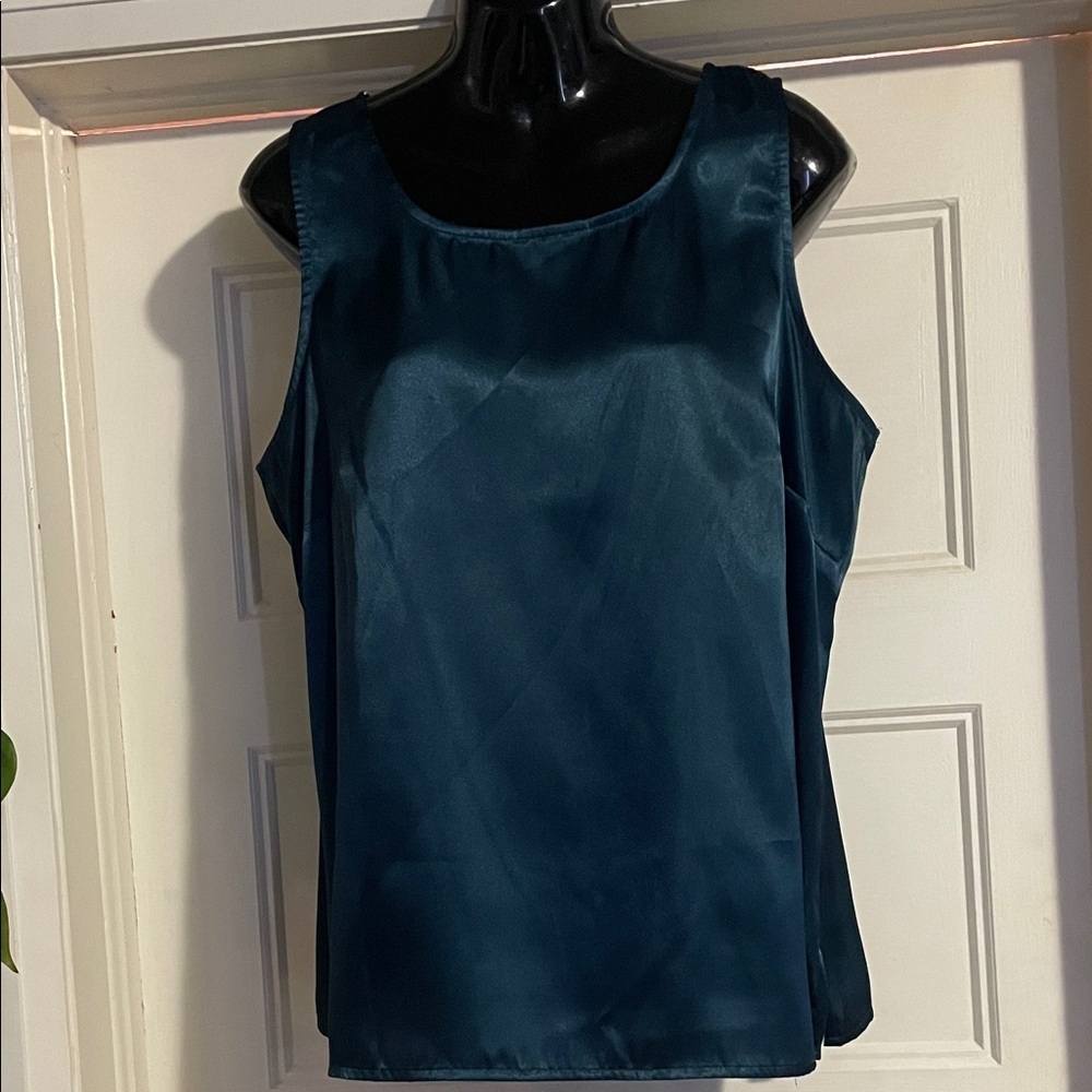 Jaclyn Smith Teal Sleeveless Blouse
